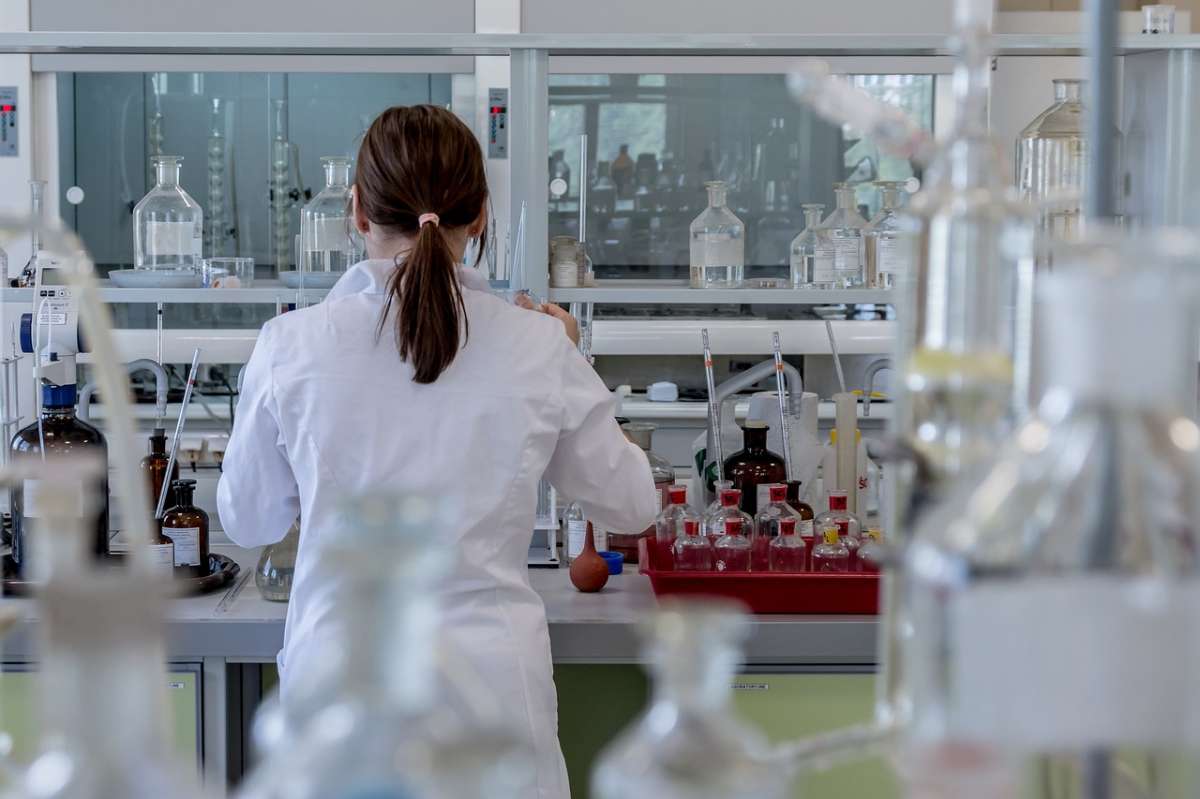 Polonia investiga un ciberataque contra su principal centro de investigación nuclear con Irán bajo sospecha